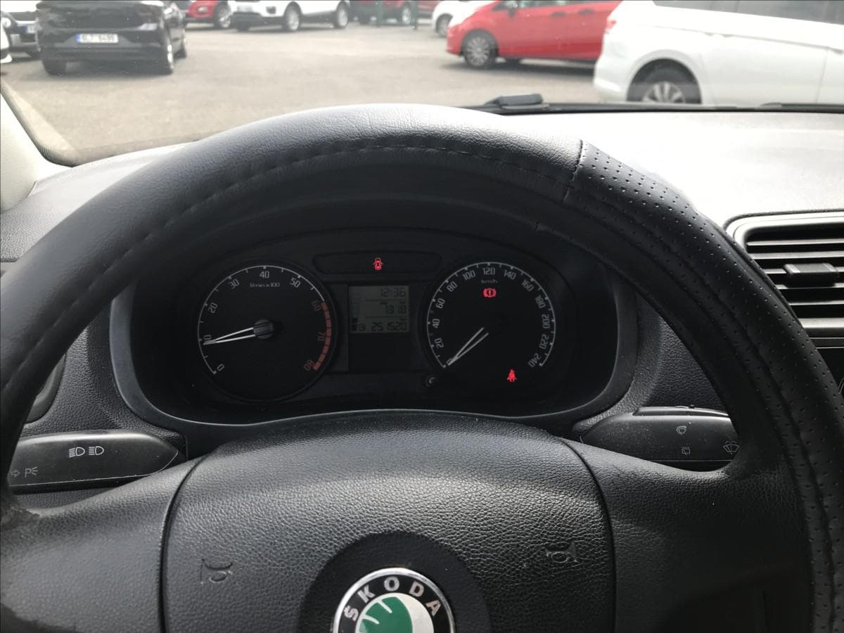 2009 Škoda ROOMSTER - 9