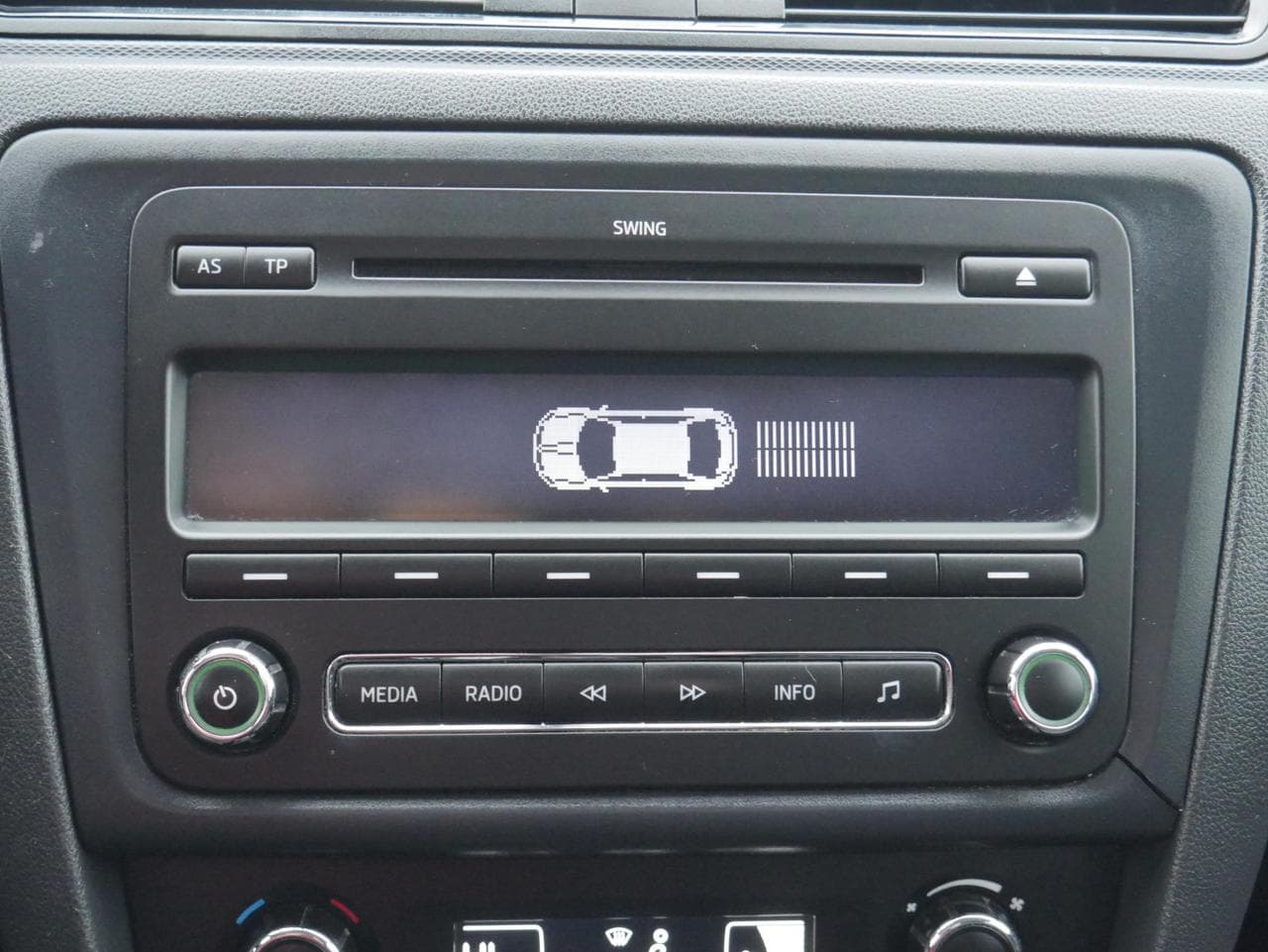 2013 Škoda RAPID - 12
