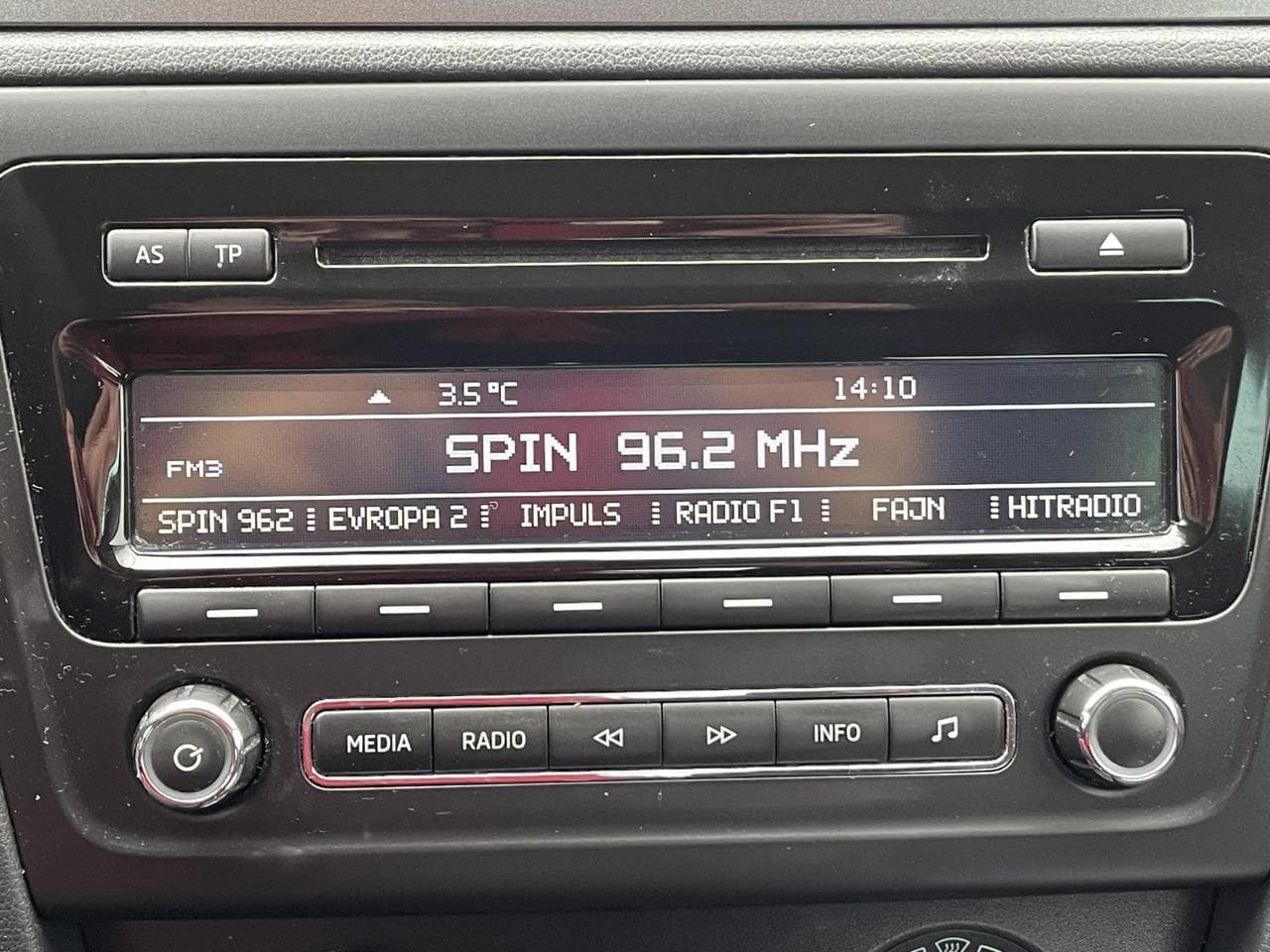 2014 Škoda Rapid - 12