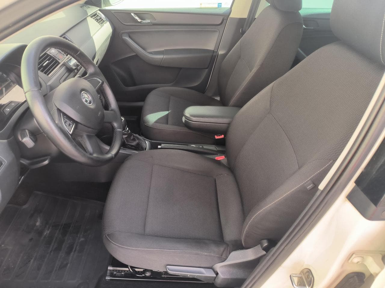 2013 Škoda RAPID - 9