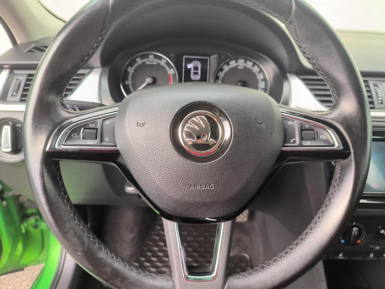 2017 Škoda RAPID - 14