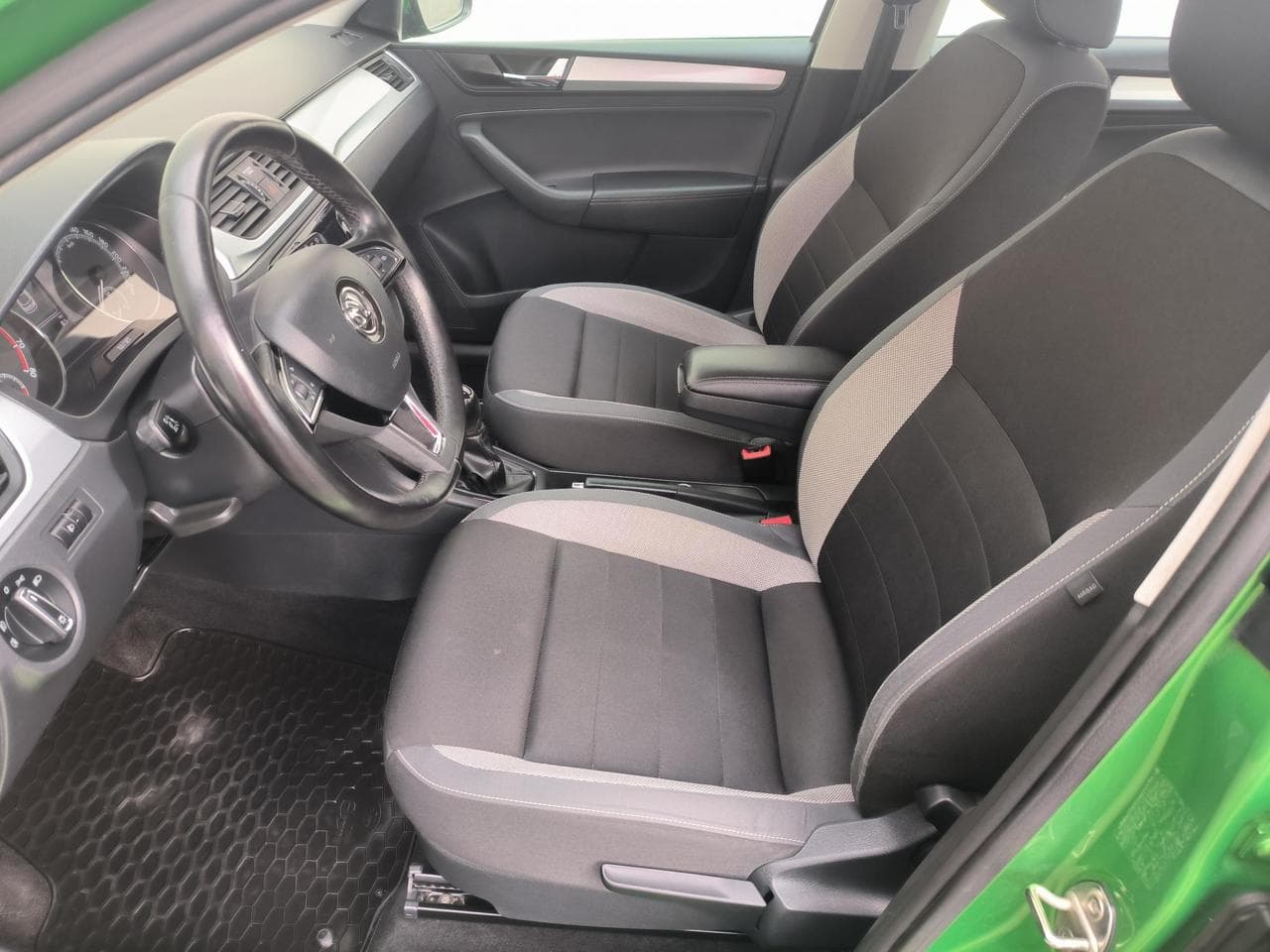 2017 Škoda RAPID - 9