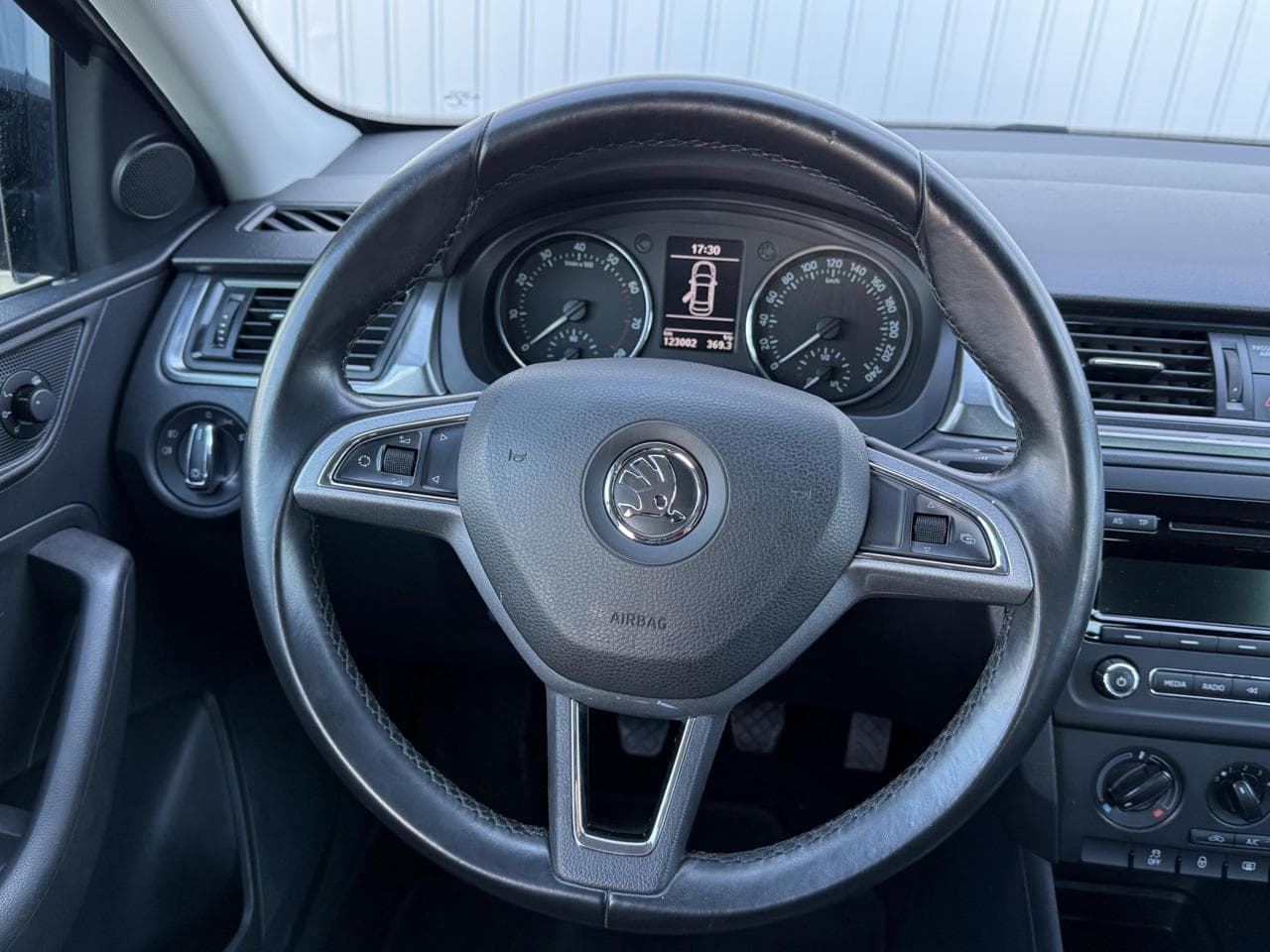 2014 Škoda RAPID - 16