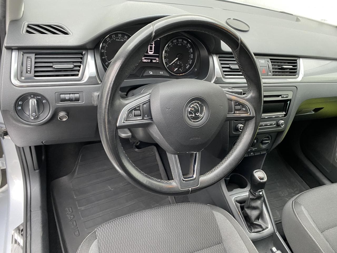 2014 Škoda RAPID - 12