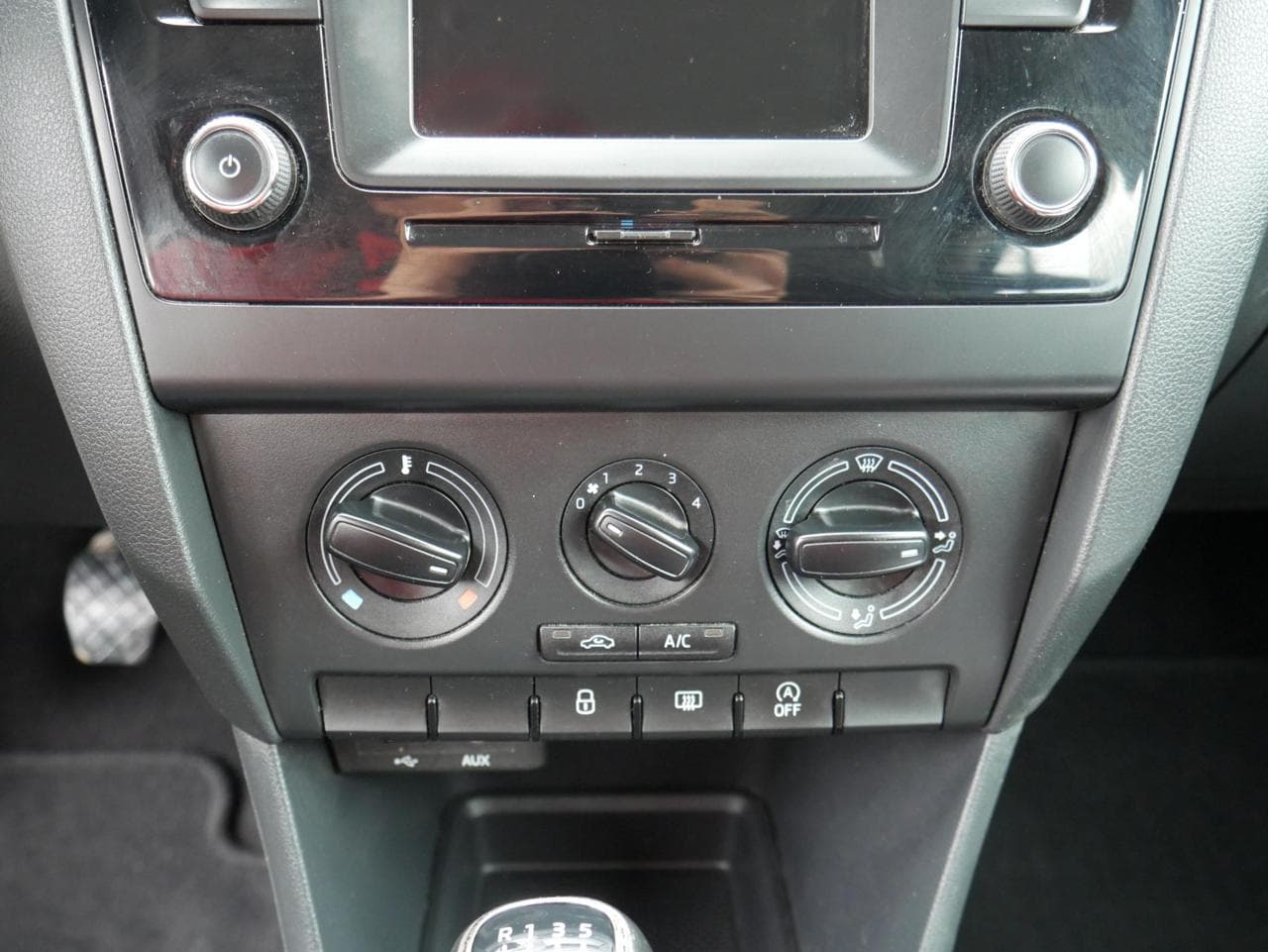 2016 Škoda RAPID - 23
