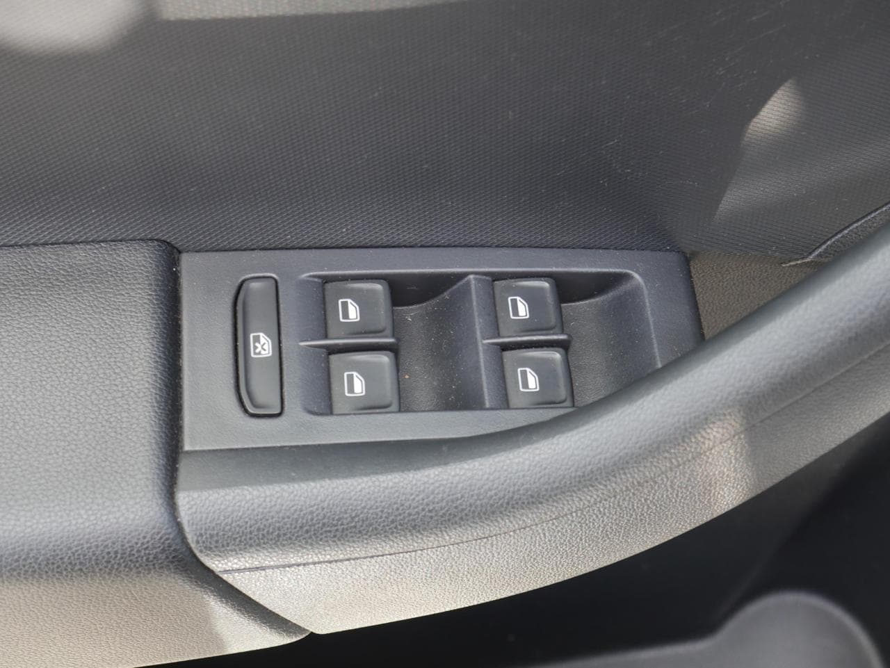 2014 Škoda RAPID - 11