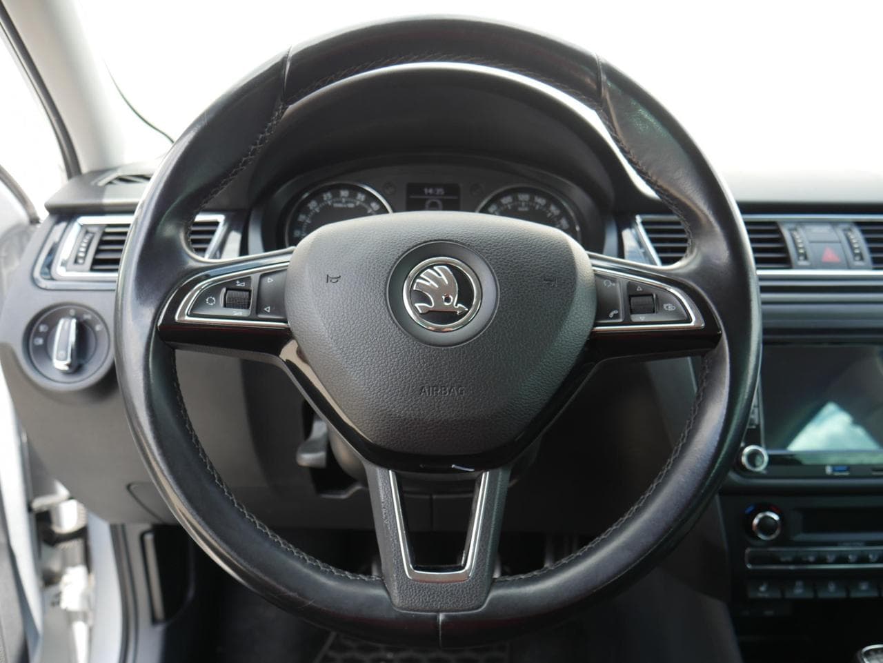 2014 Škoda RAPID - 13