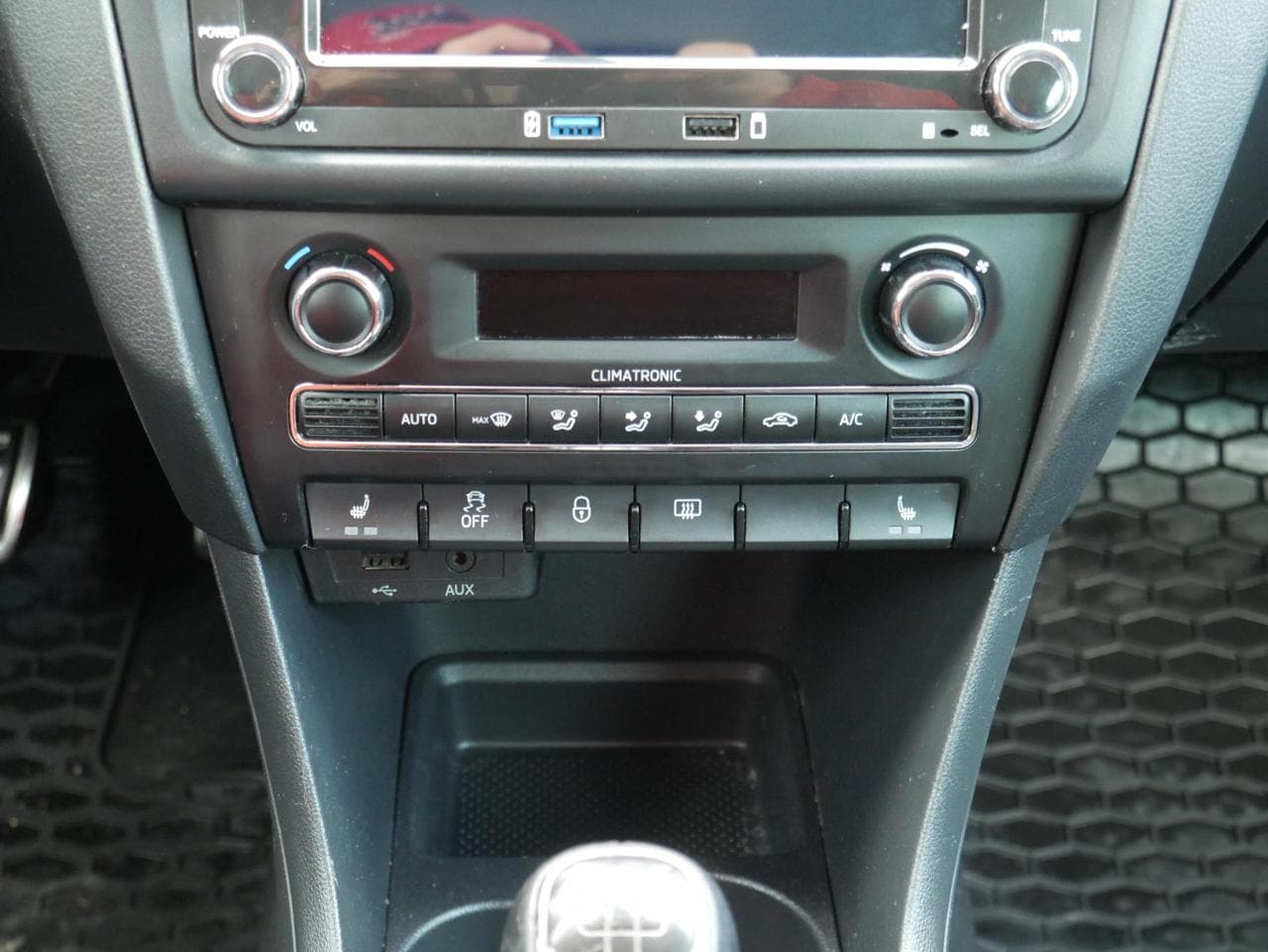 2014 Škoda RAPID - 14
