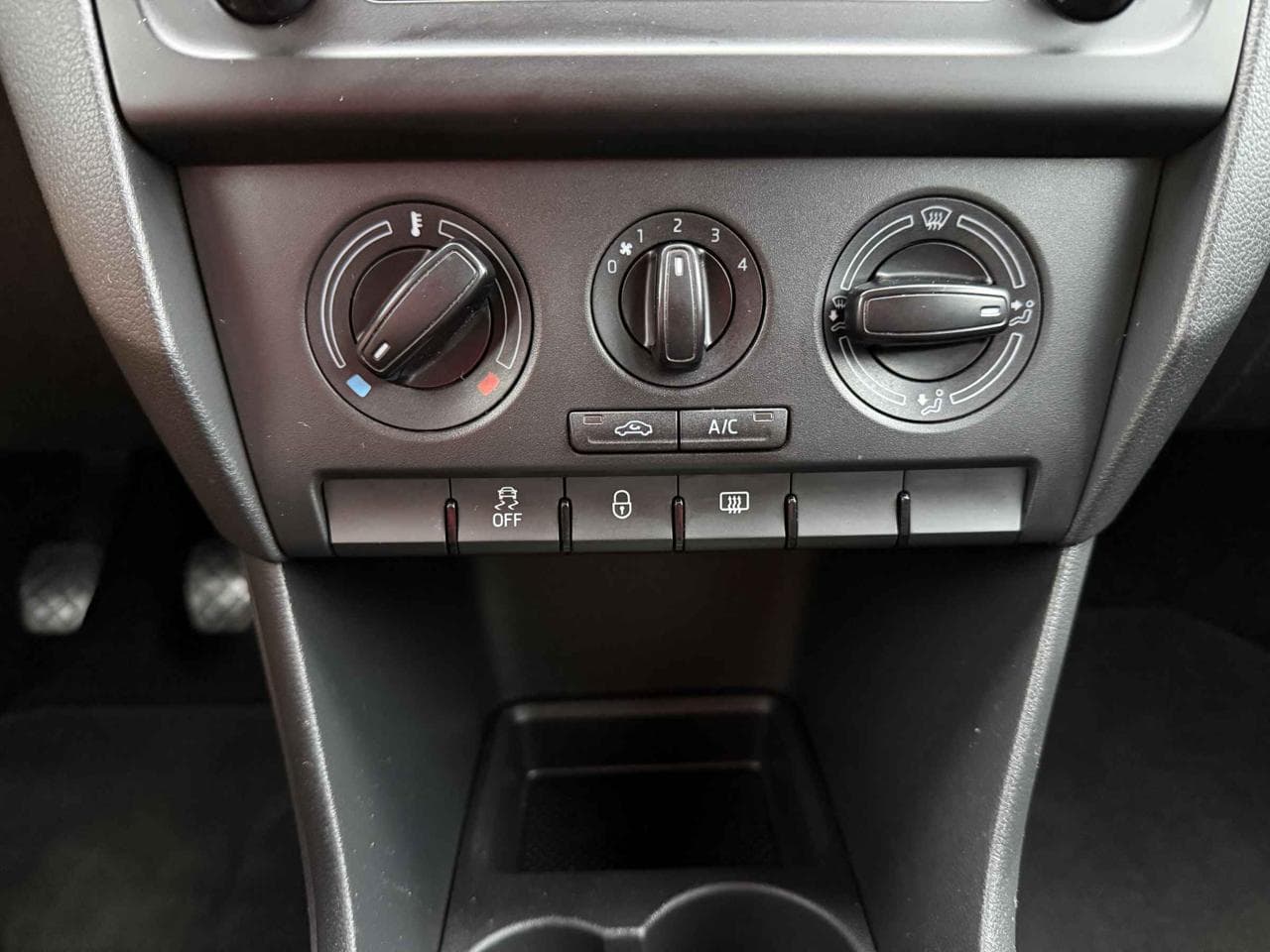2014 Škoda RAPID - 22