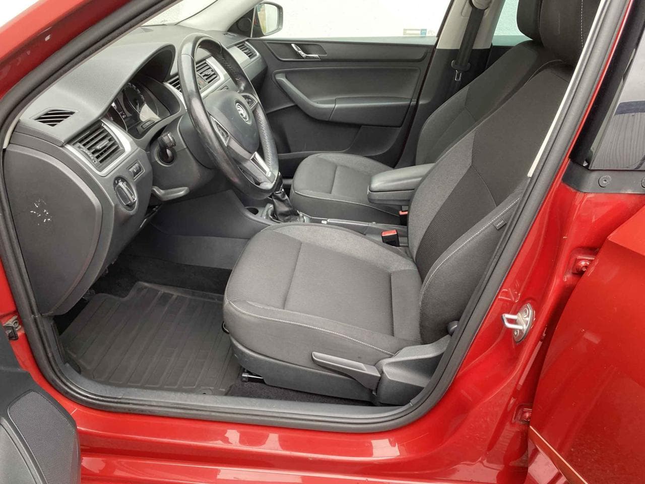 2016 Škoda RAPID - 17