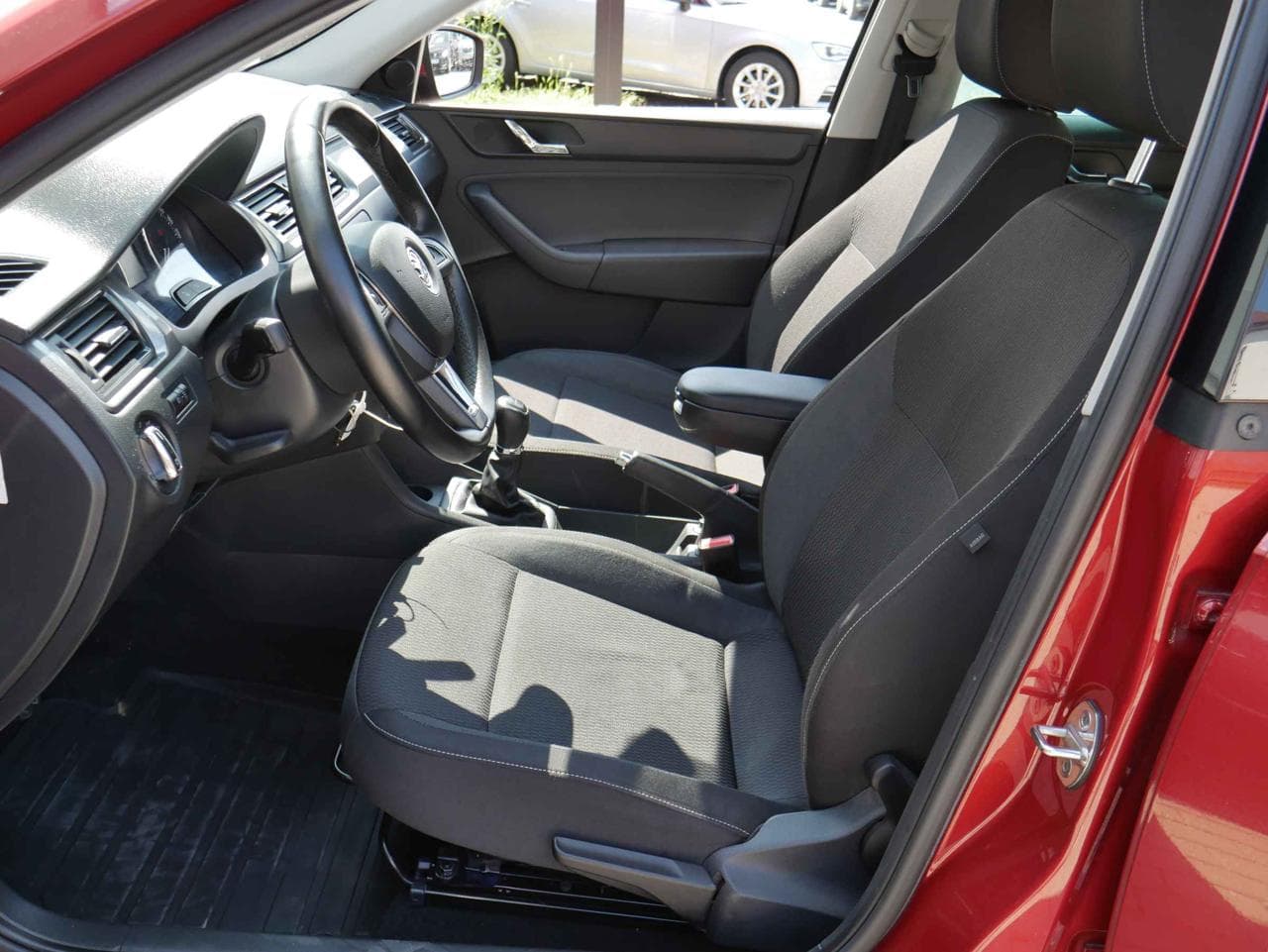 2015 Škoda RAPID - 16
