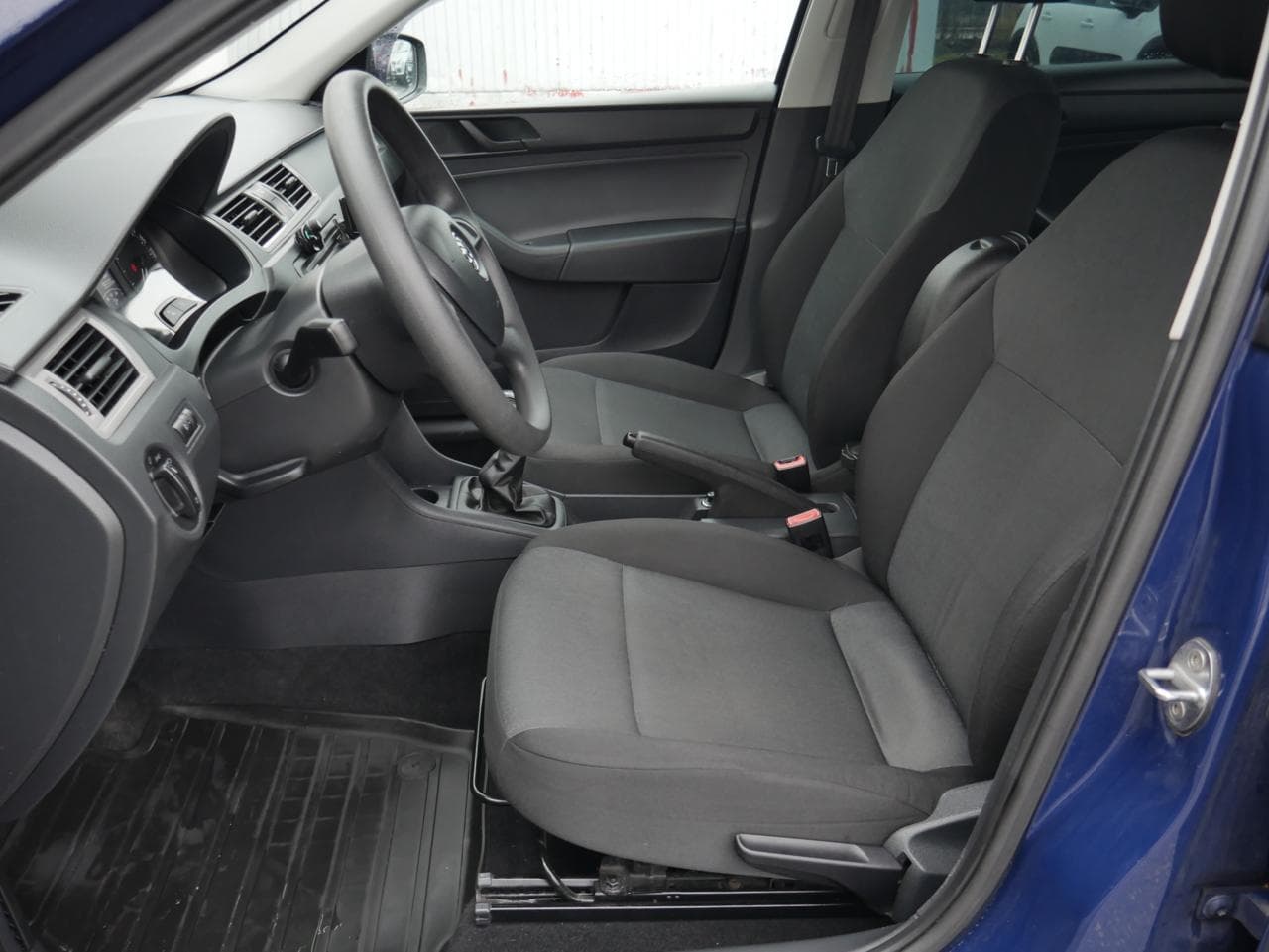 2013 Škoda RAPID - 9