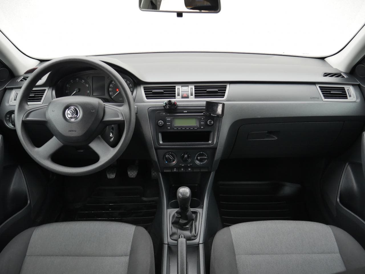 2013 Škoda RAPID - 8