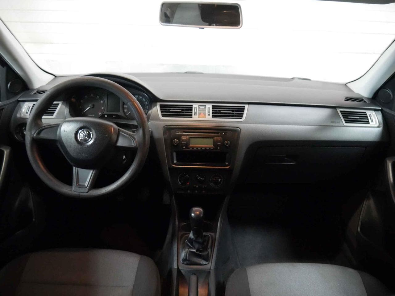 2013 Škoda RAPID - 8