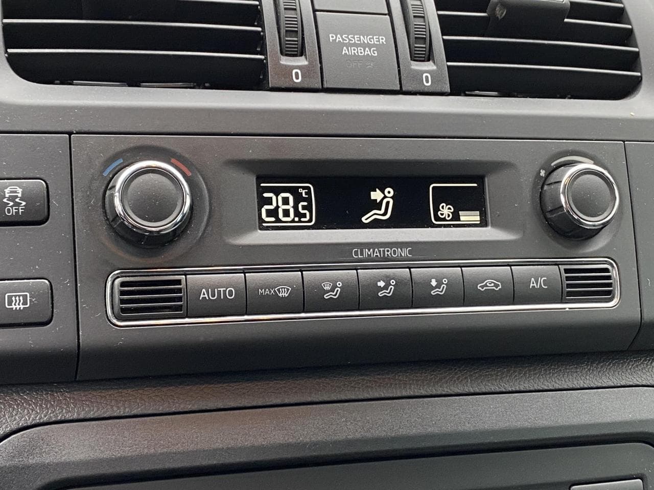 2013 Škoda Roomster - 14