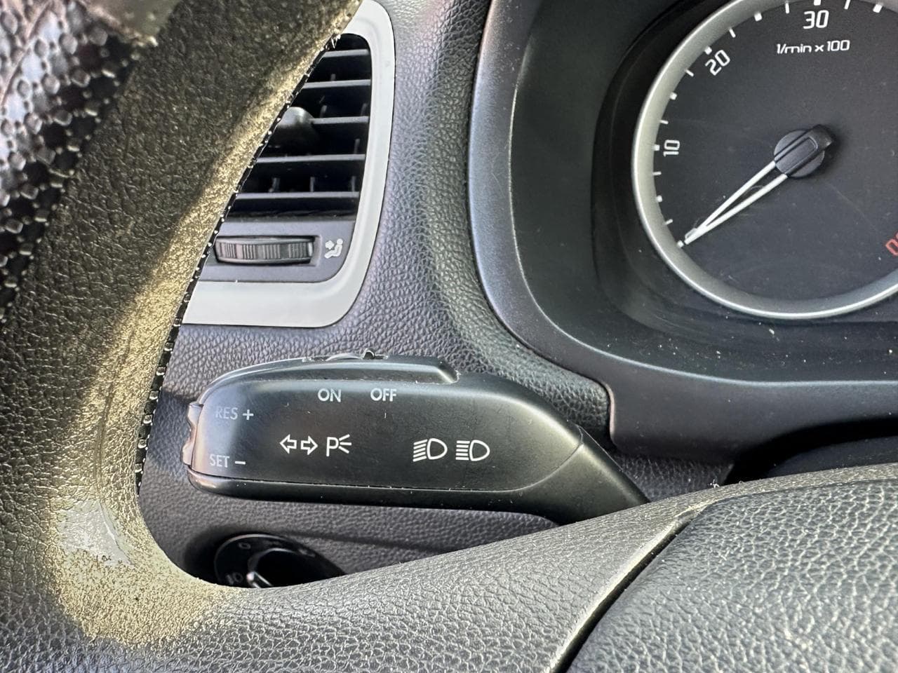 2008 Škoda Roomster - 15