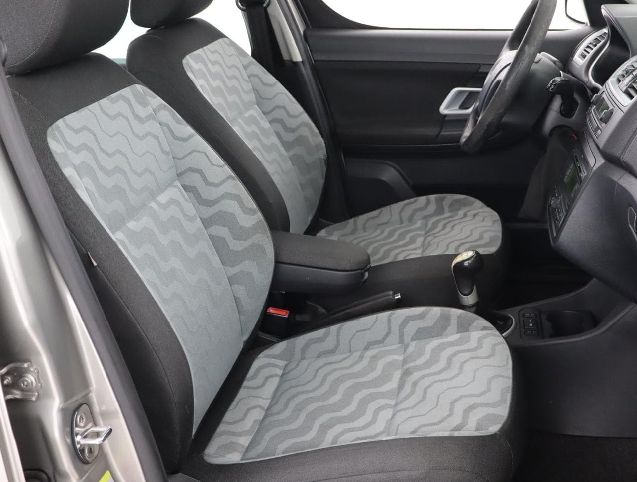 2009 Škoda Roomster - 12