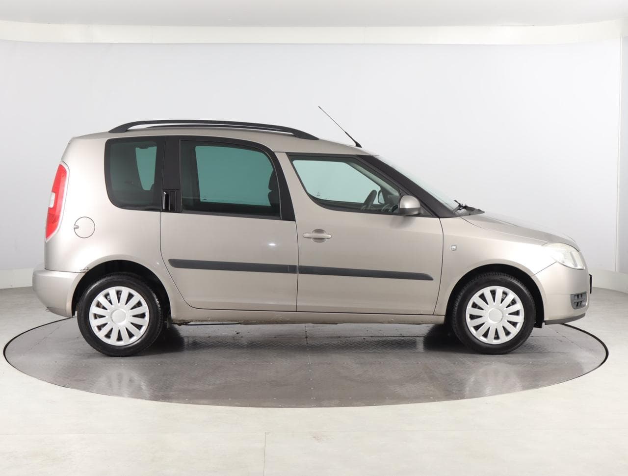 2009 Škoda Roomster - 8