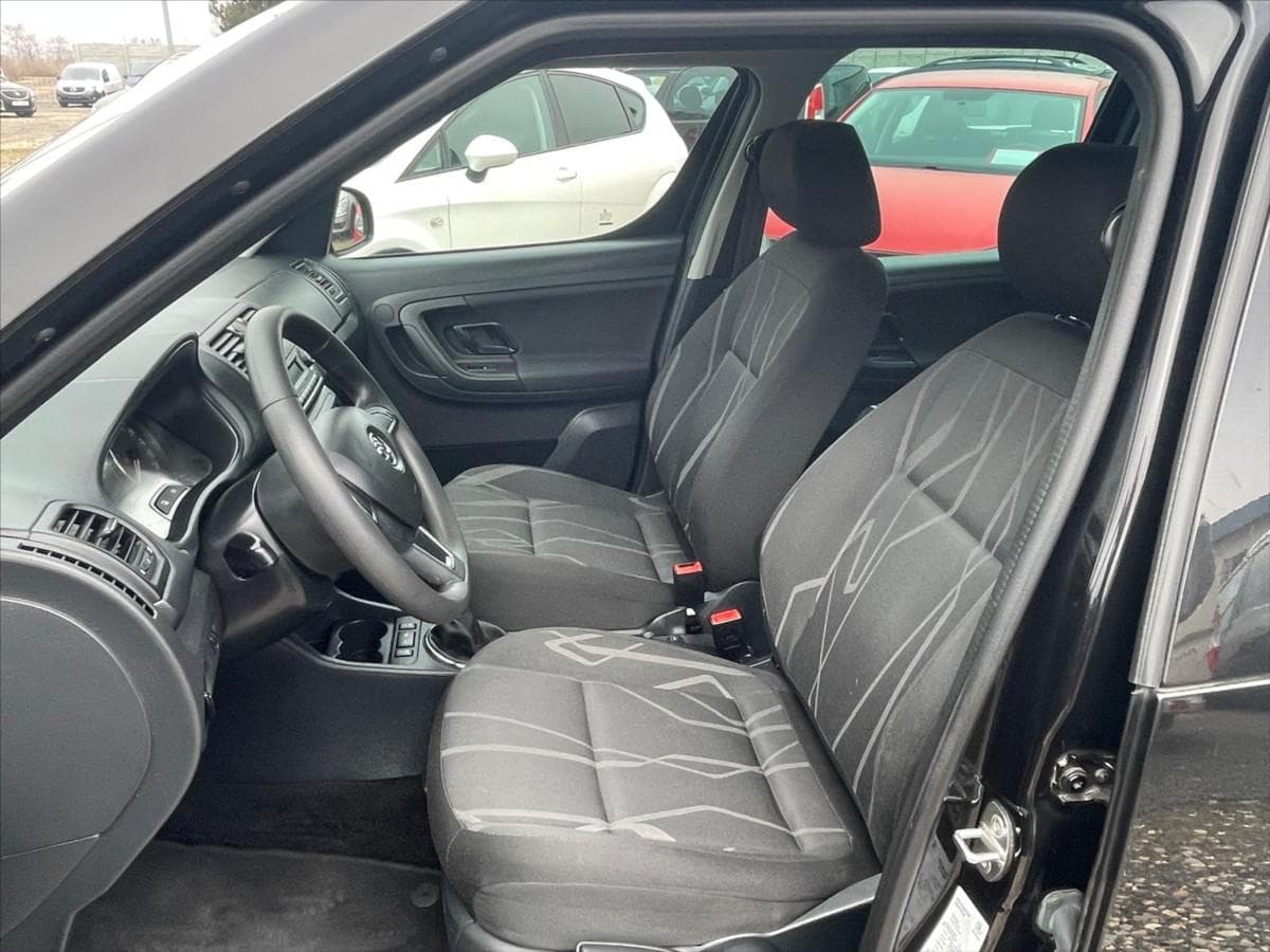 2014 Škoda Roomster - 10