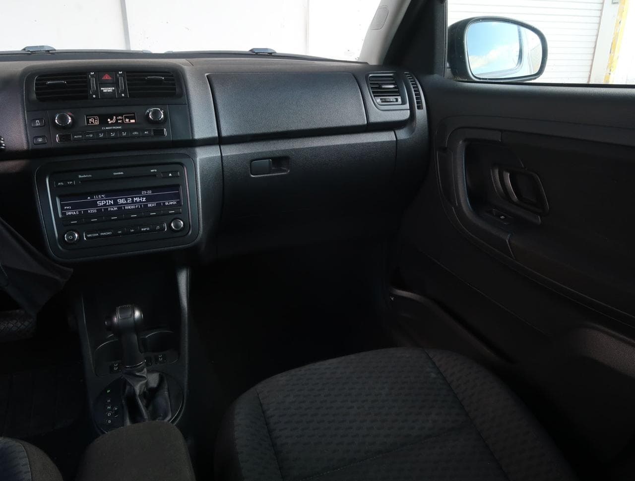 2010 Škoda Roomster - 21