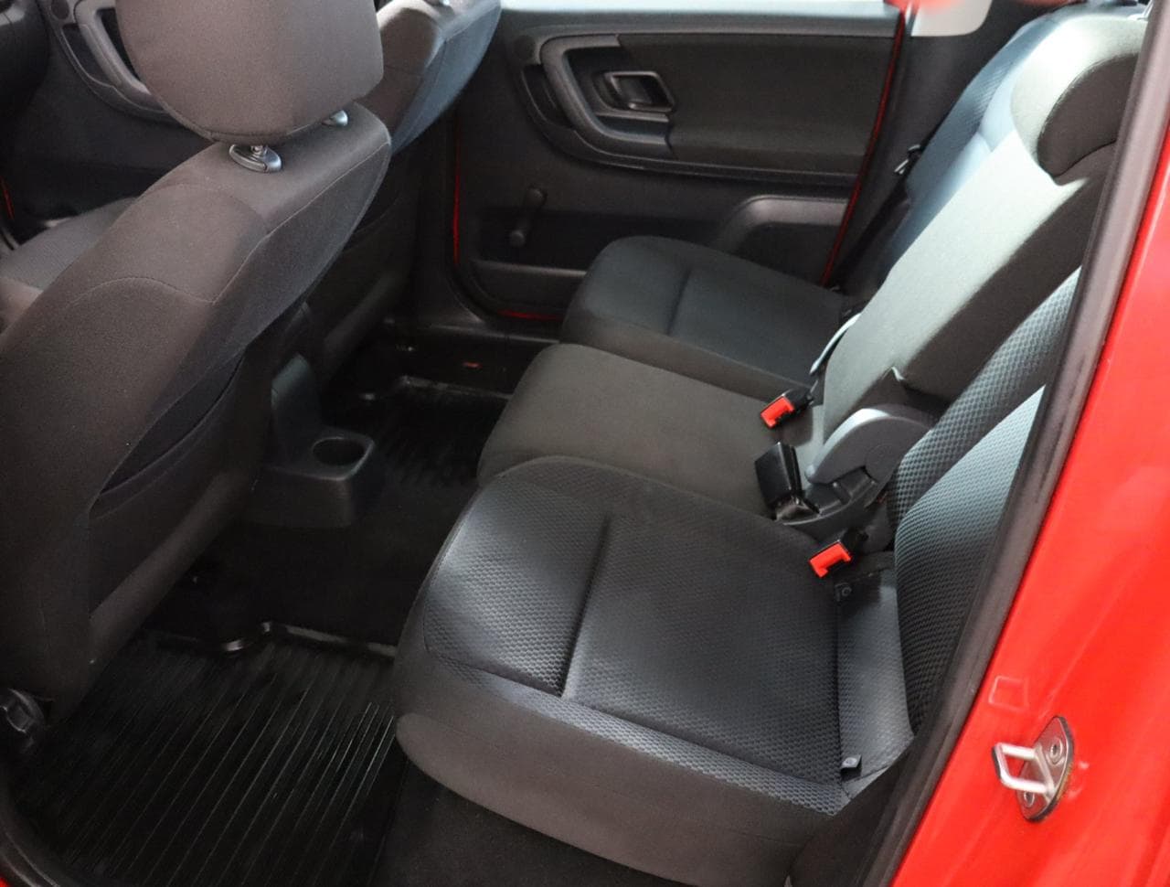 2010 Škoda Roomster - 29