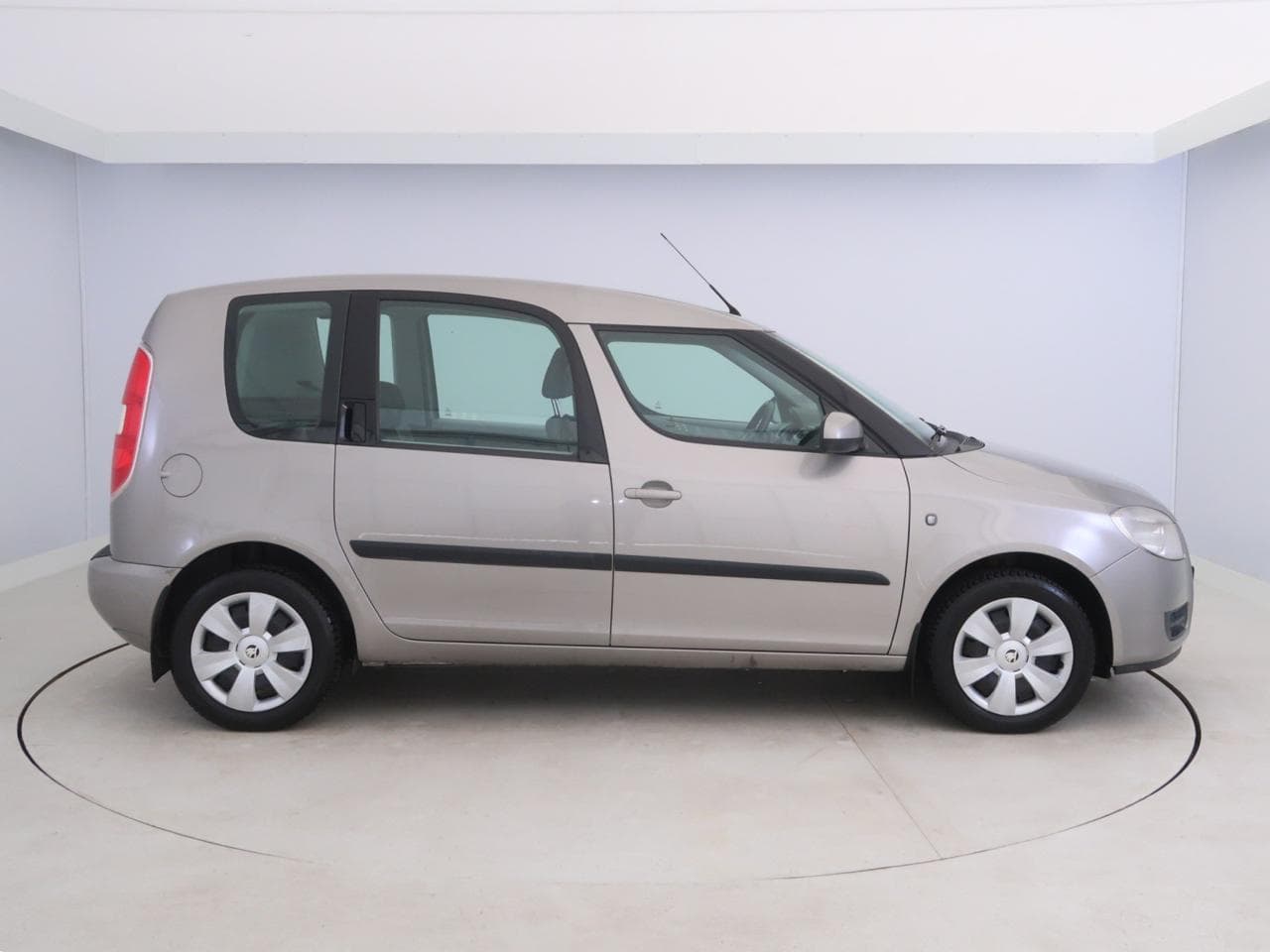 2009 Škoda ROOMSTER - 8
