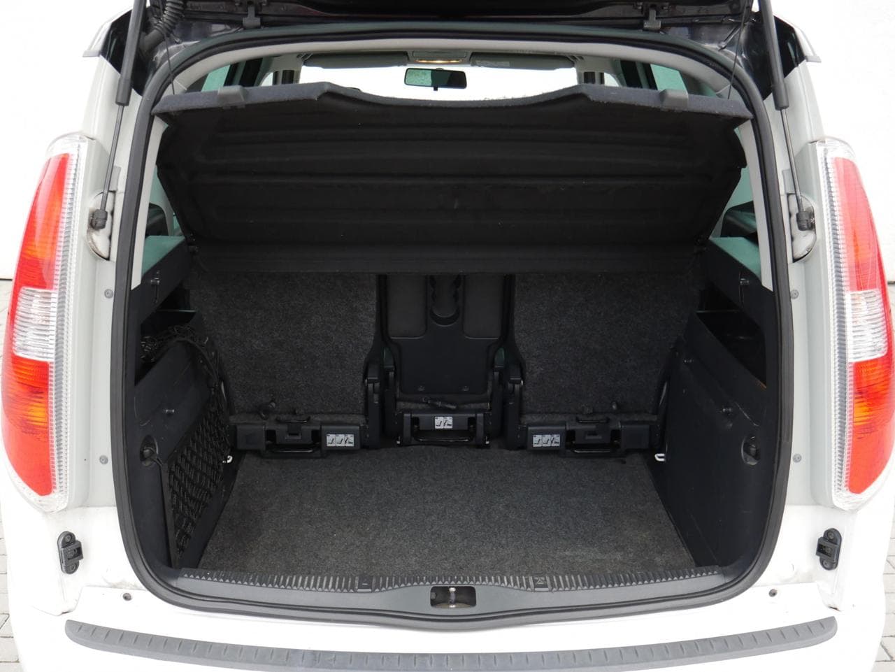 2014 Škoda Roomster - 13