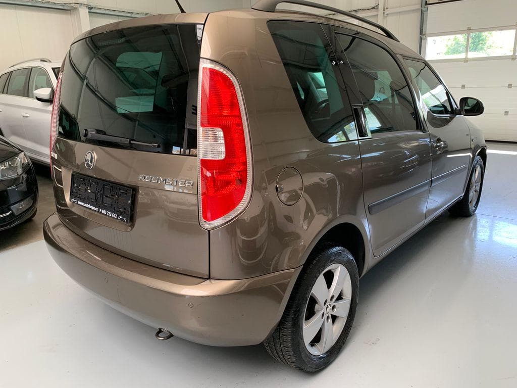 2014 Škoda Roomster - 11