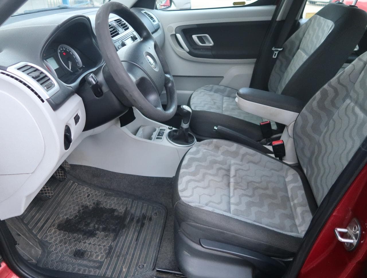 2007 Škoda Roomster - 31