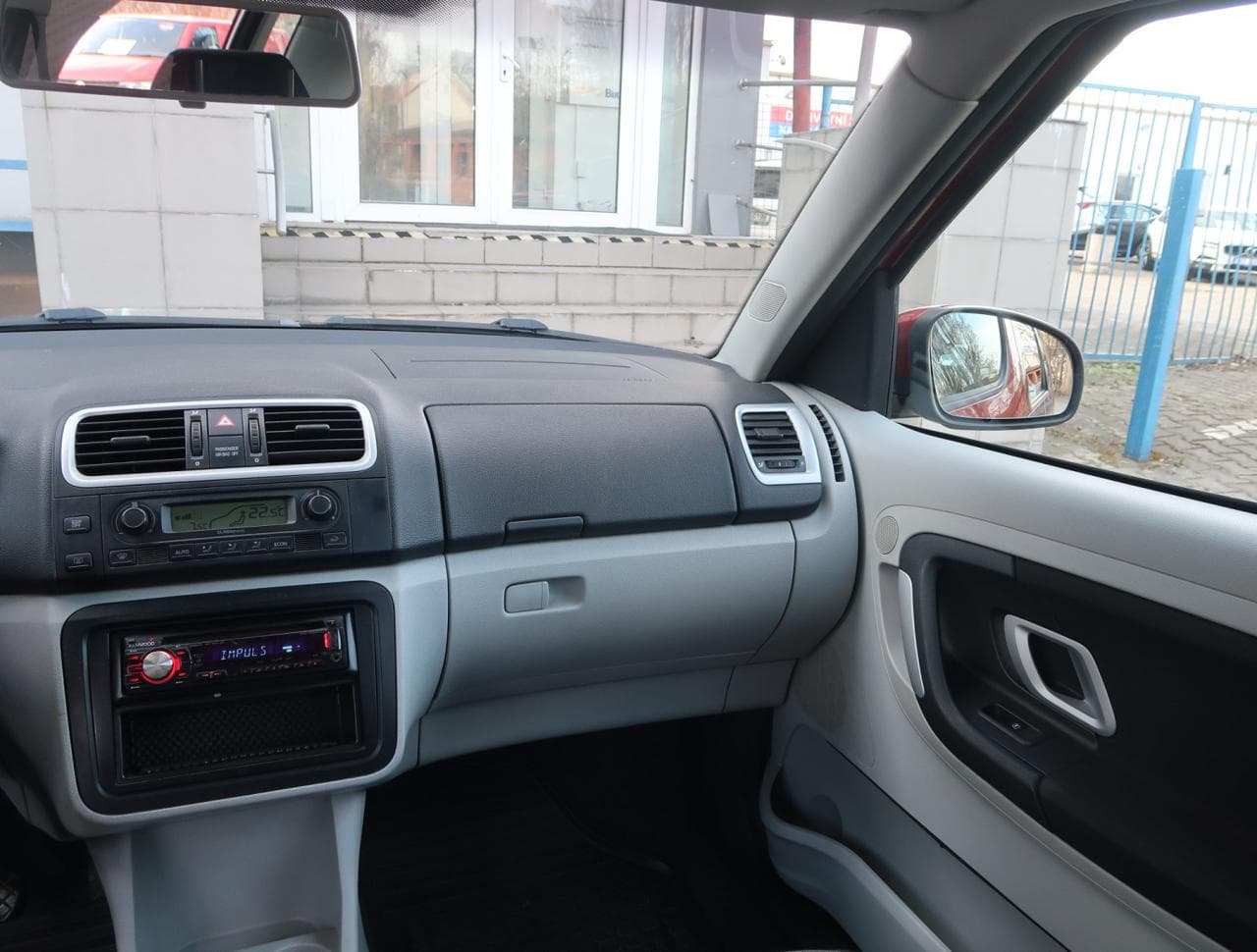 2007 Škoda Roomster - 21