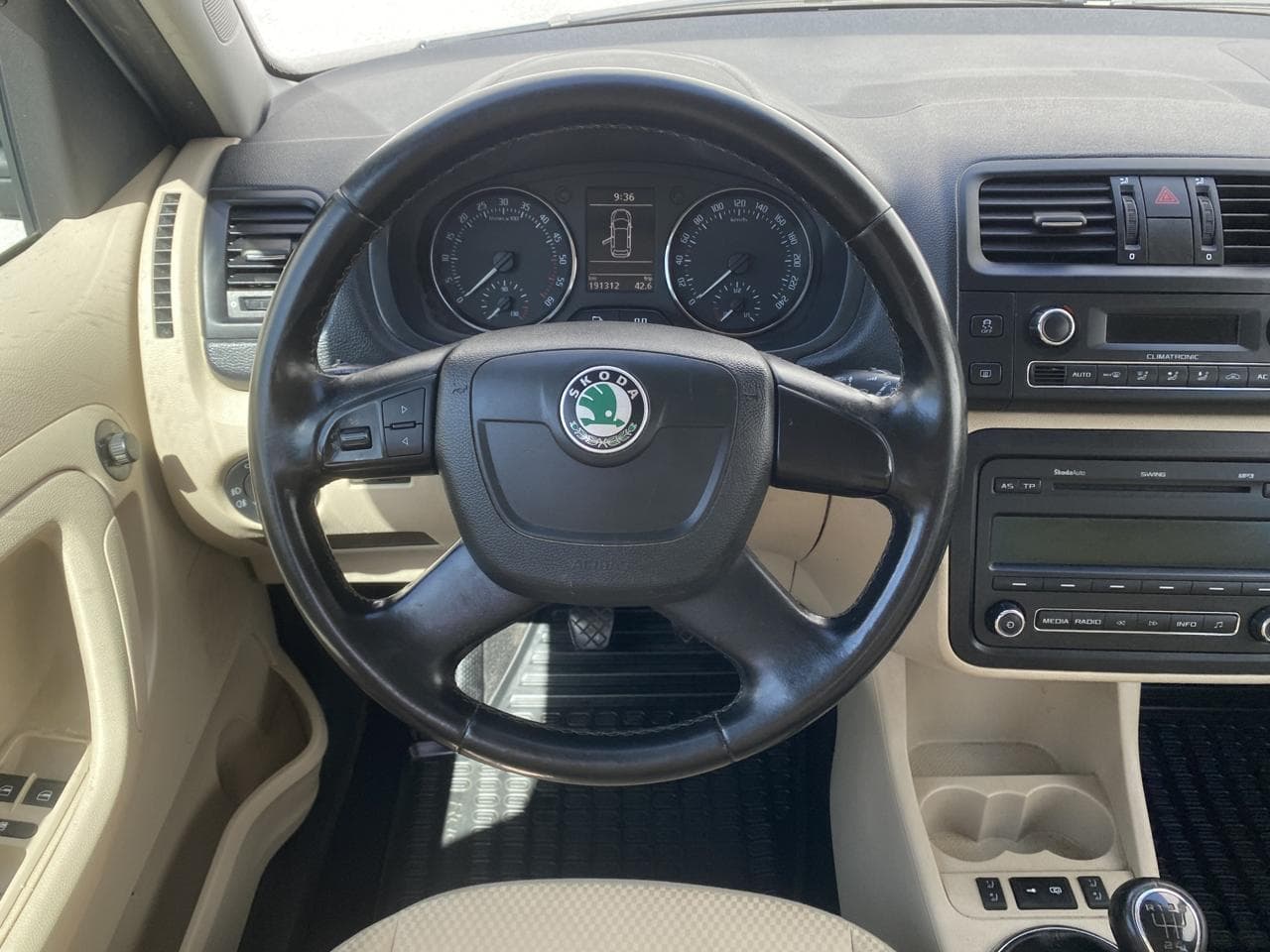 2010 Škoda ROOMSTER - 11