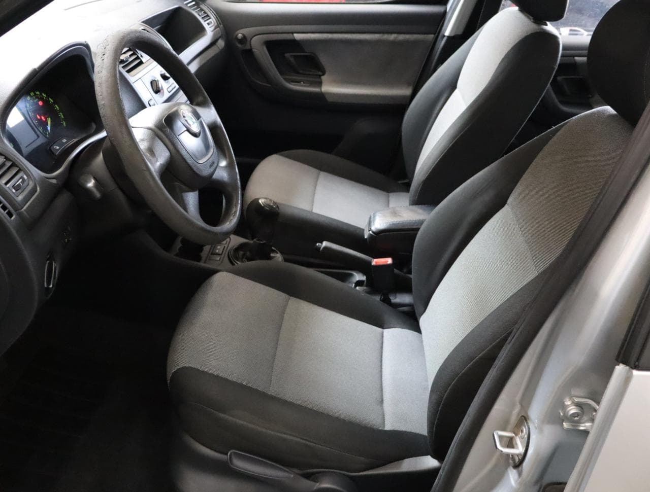 2011 Škoda ROOMSTER - 31