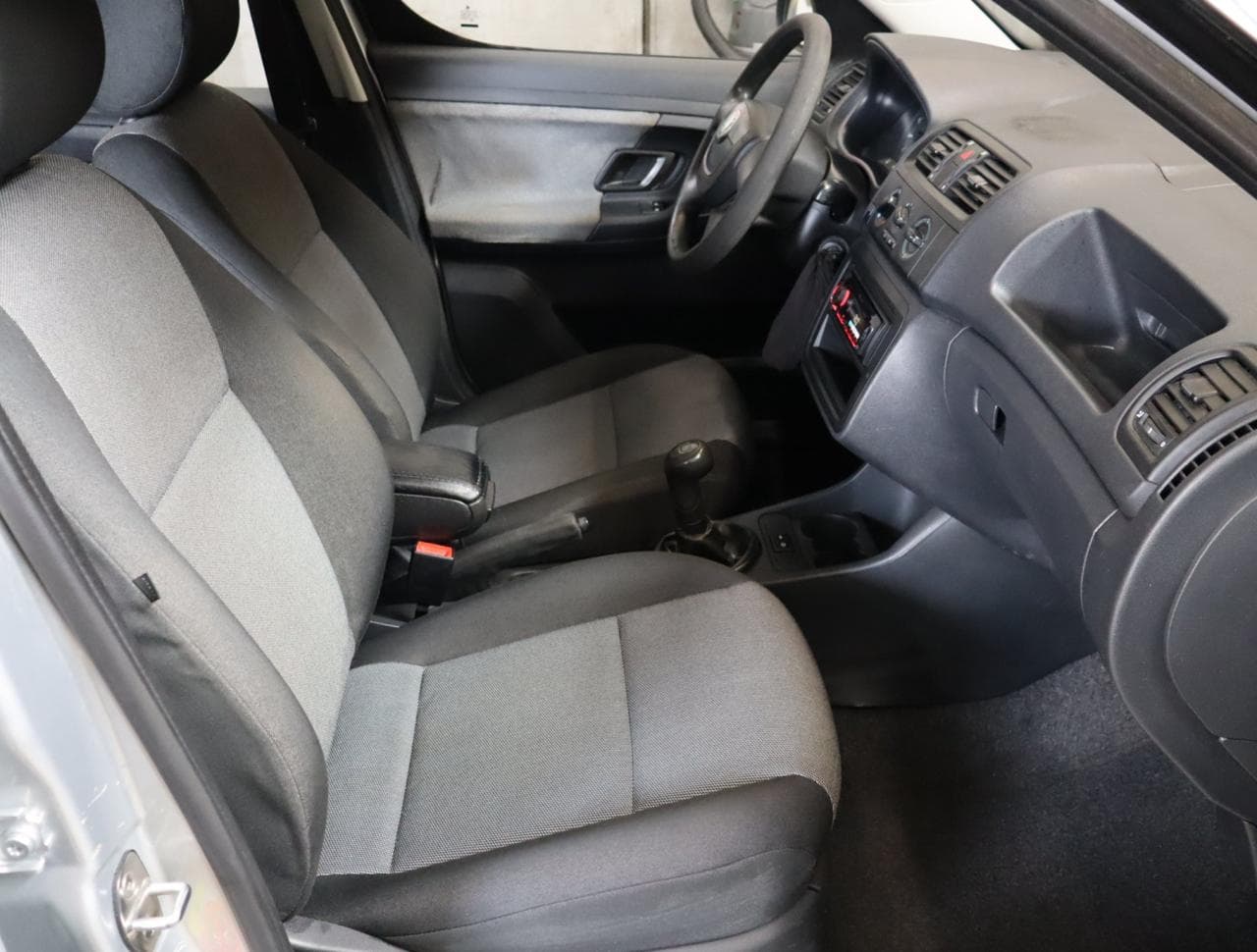2011 Škoda ROOMSTER - 23
