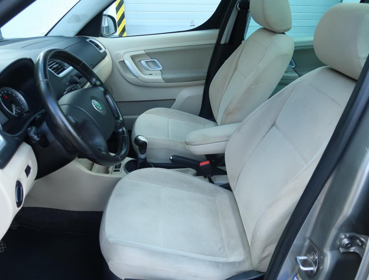 2007 Škoda ROOMSTER - 16