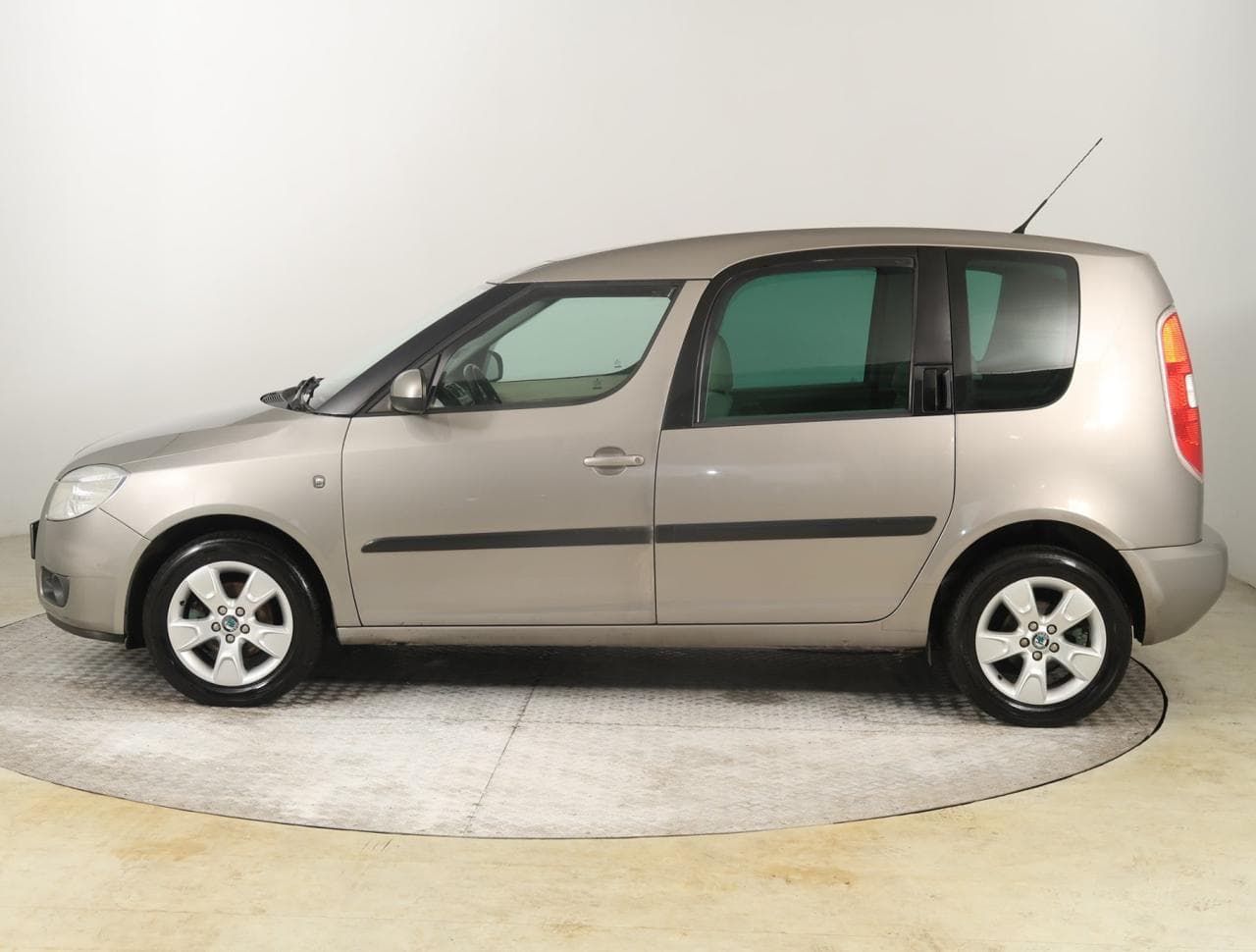2007 Škoda ROOMSTER - 4