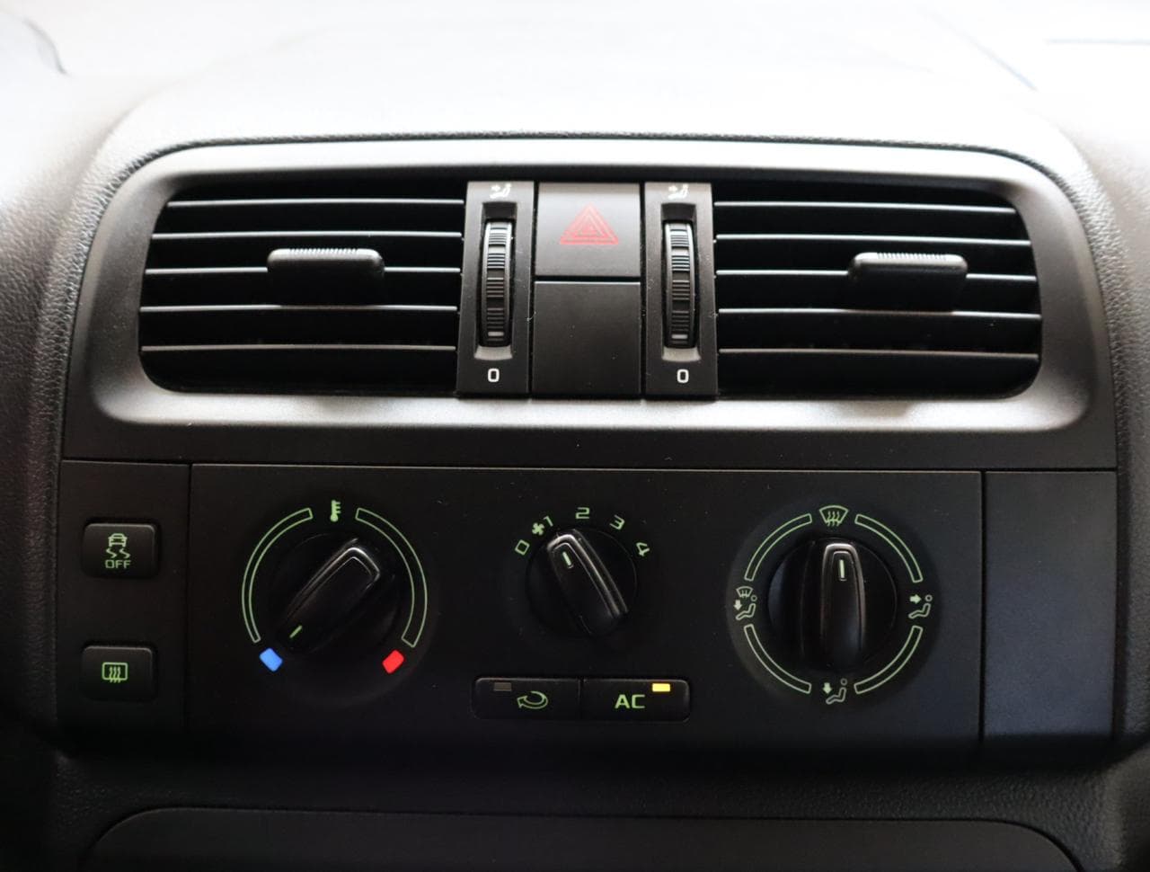 2012 Škoda ROOMSTER - 18