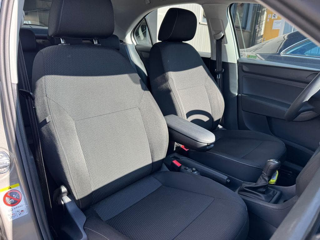 2013 Škoda RAPID - 18