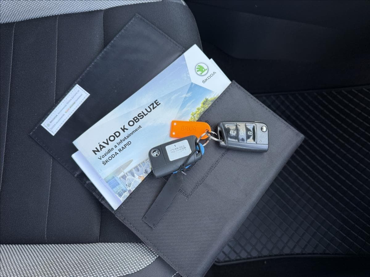 2017 Škoda Rapid - 17