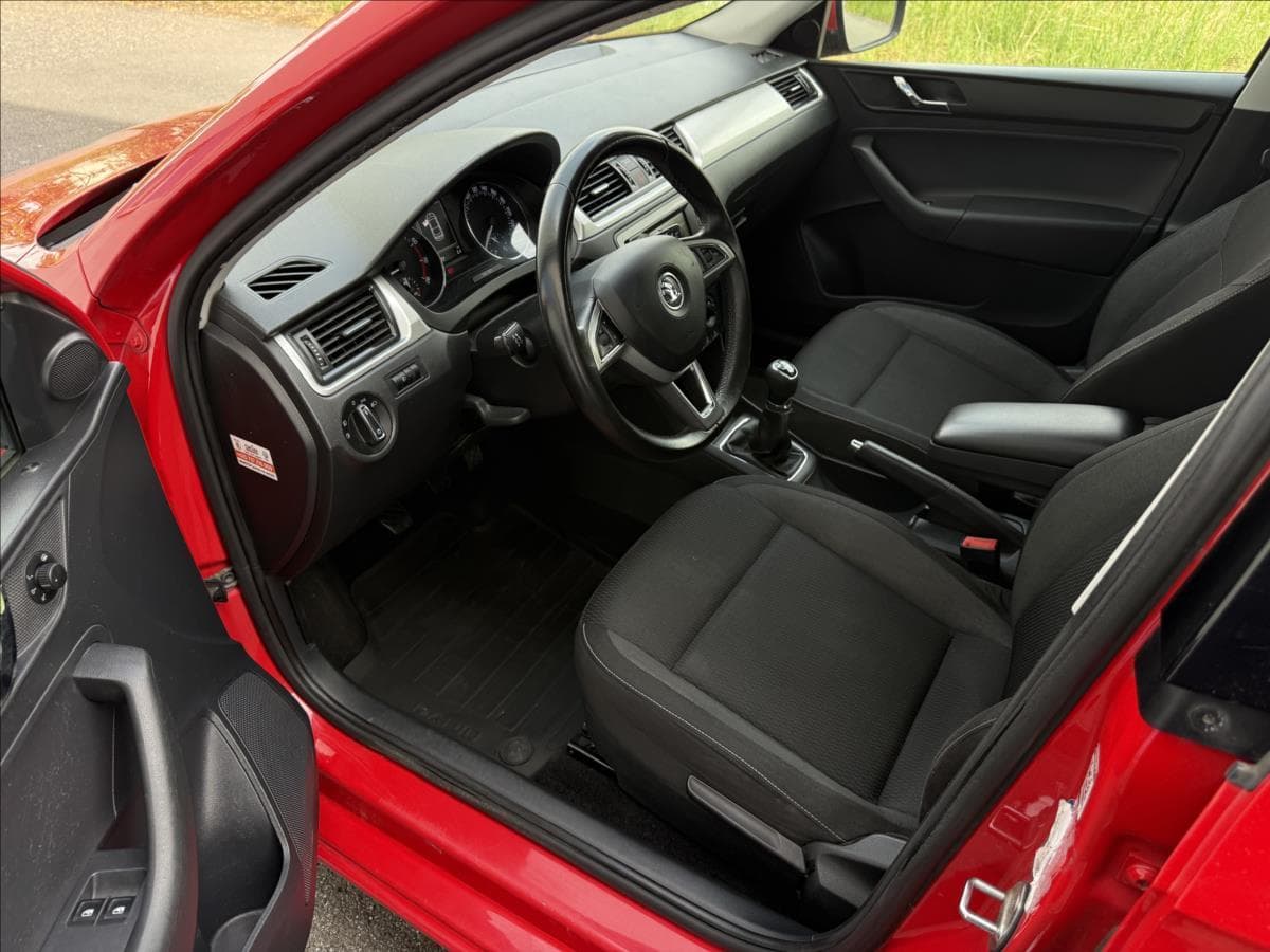 2016 Škoda RAPID - 11