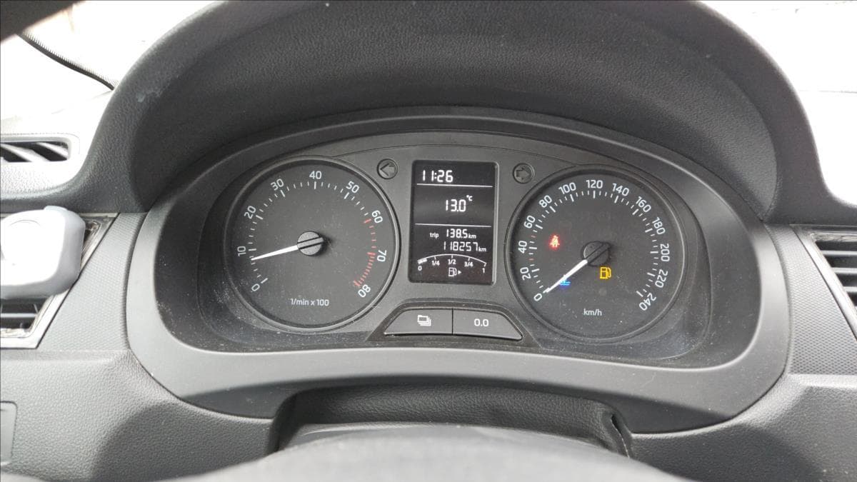 2015 Škoda RAPID - 20