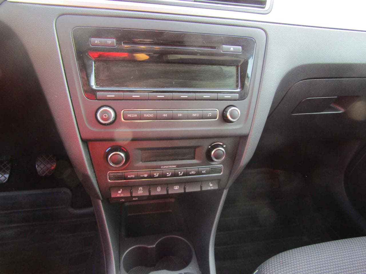 2014 Škoda RAPID - 14
