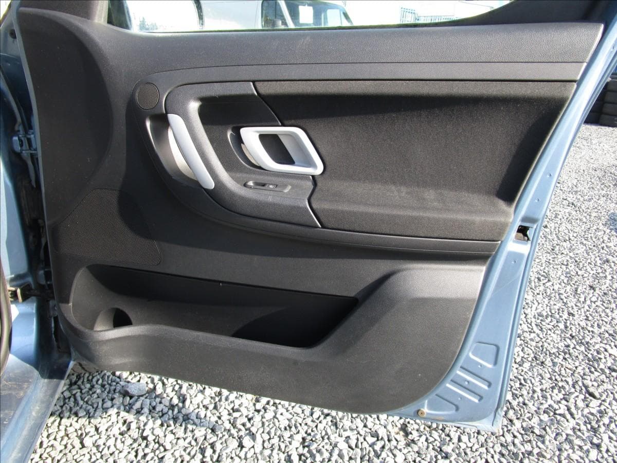 2008 Škoda ROOMSTER - 19