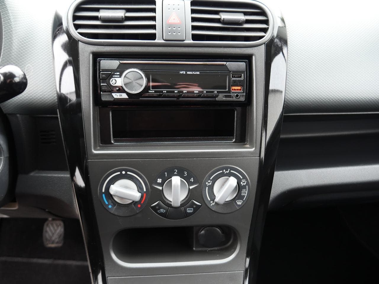 2008 Suzuki Splash - 11