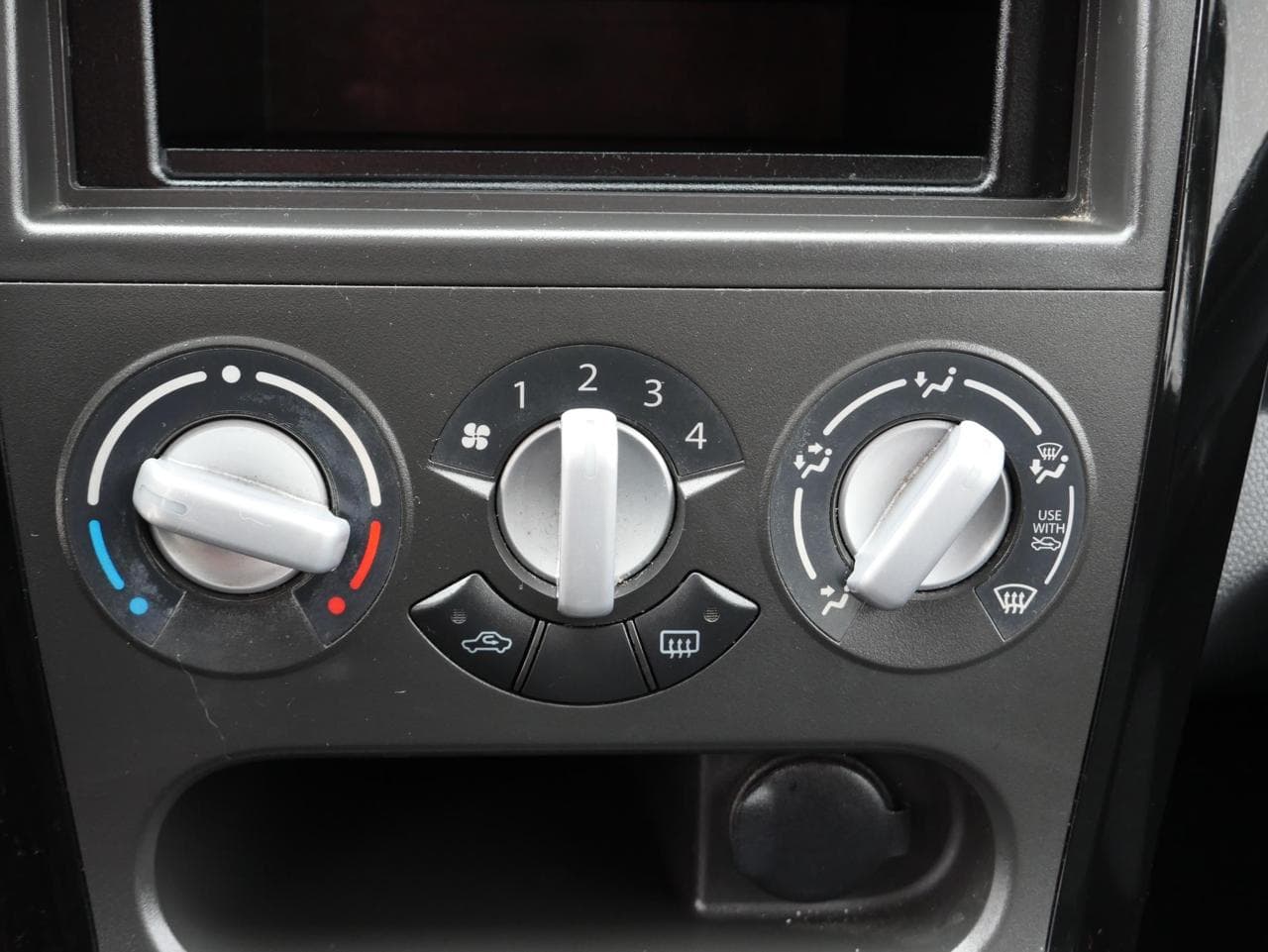 2008 Suzuki Splash - 13