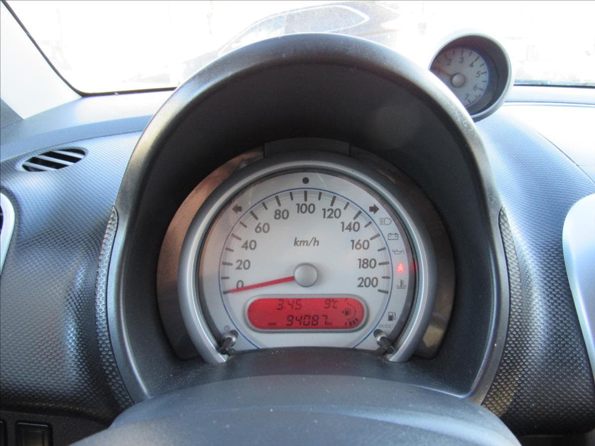 2010 Suzuki SPLASH - 13