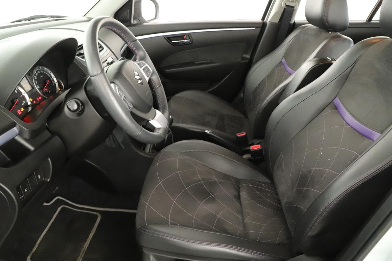 2015 Suzuki SWIFT - 13