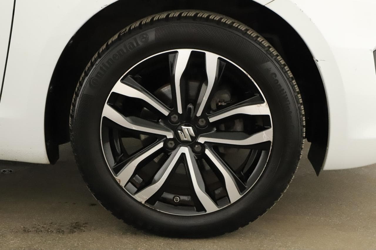 2015 Suzuki SWIFT - 17