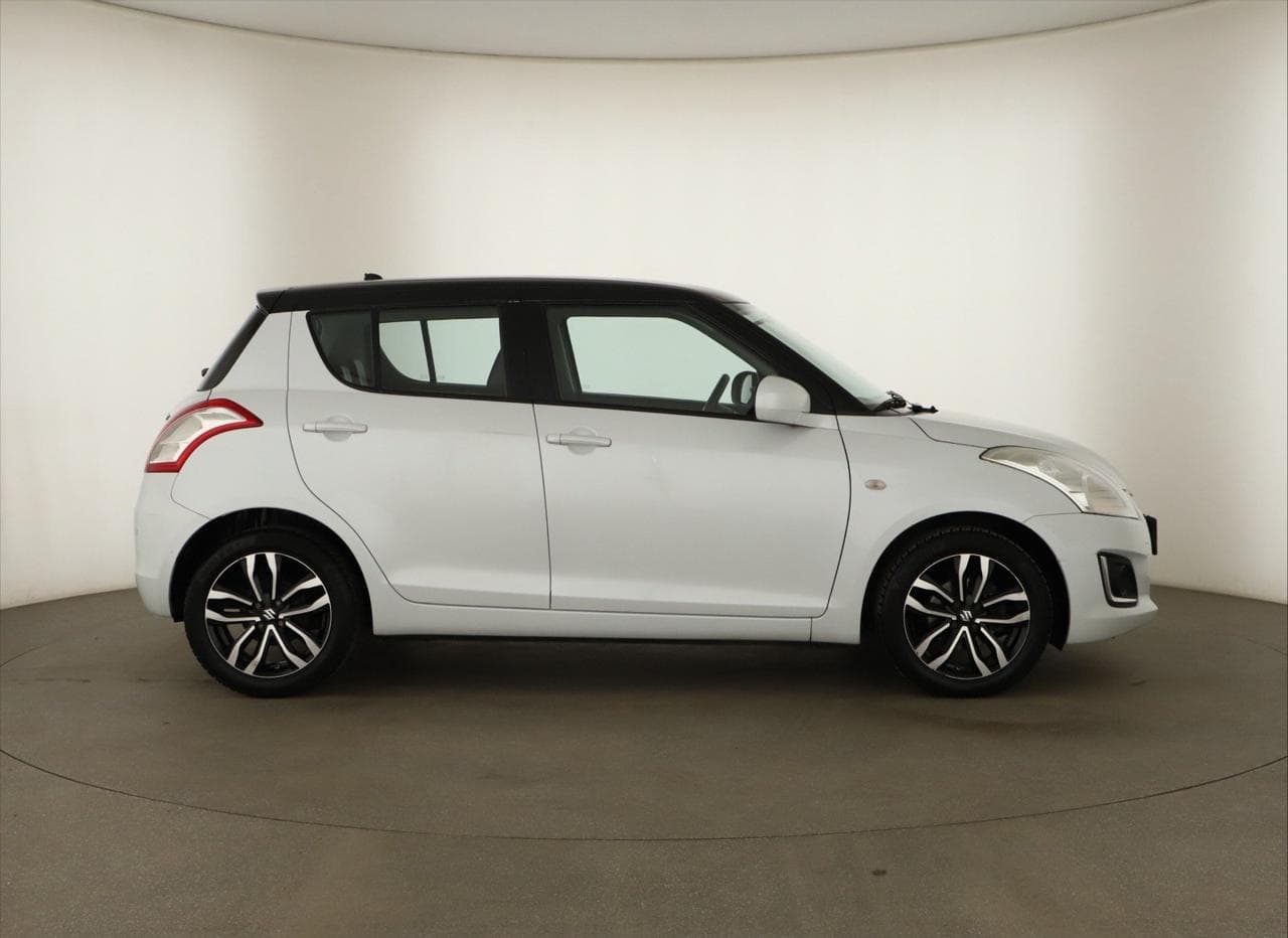 2015 Suzuki SWIFT - 8