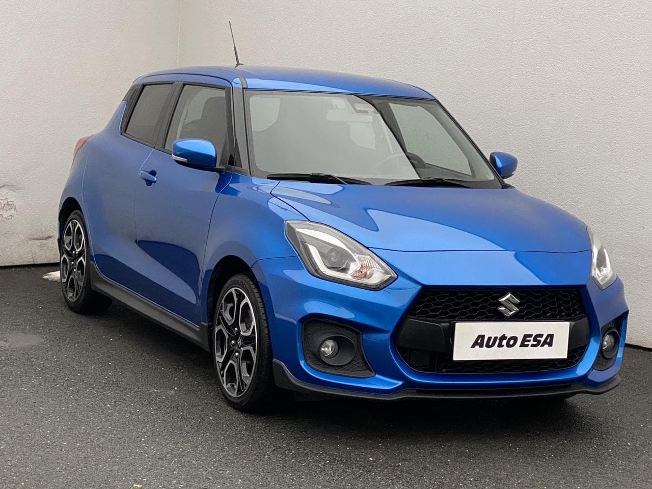 Suzuki Swift 1.4 Hybrid hatchback