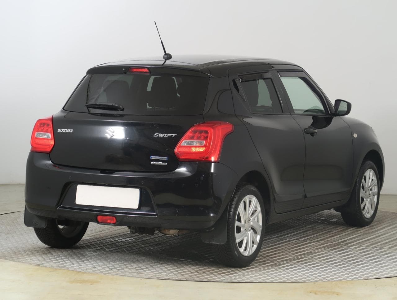 2021 Suzuki Swift - 7